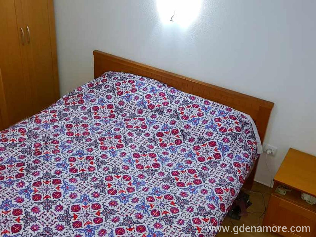 Apartmani Aro, privatni smeštaj u mestu Dobre Vode, Crna Gora